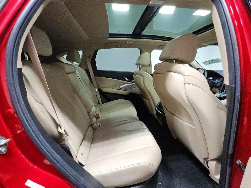 Photo 11 from auction – 2020 ACURA RDX with VIN 5J8TC2H56LL028289