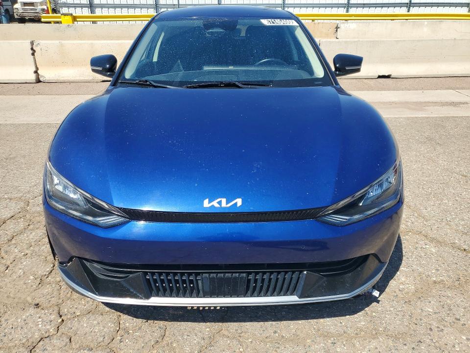 Photo 5 from auction – 2023 KIA EV6 with VIN KNDC34LA4P5602803