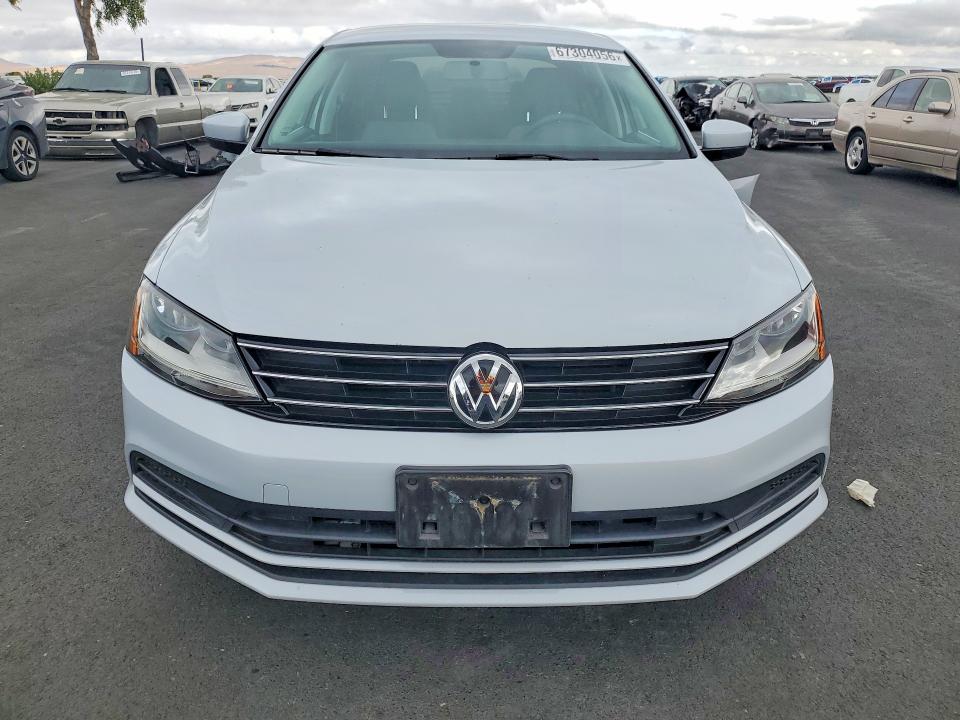 Photo 5 from auction – 2017 VOLKSWAGEN JETTA with VIN 3VW2B7AJ1HM312756