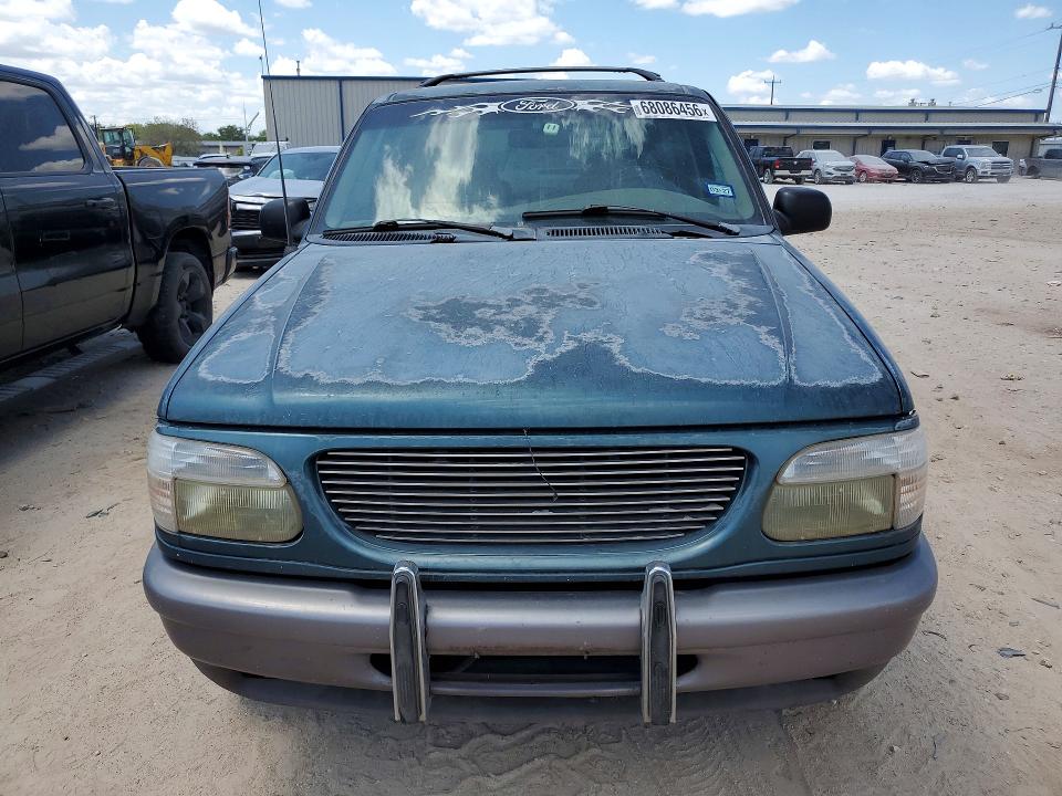 Photo 5 from auction – 1997 FORD EXPLORER with VIN 1FMCU22E0VUC57922