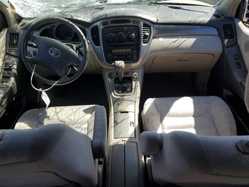 Photo 8 from auction – 2002 TOYOTA HIGHLANDER with VIN JTEGF21A120035466