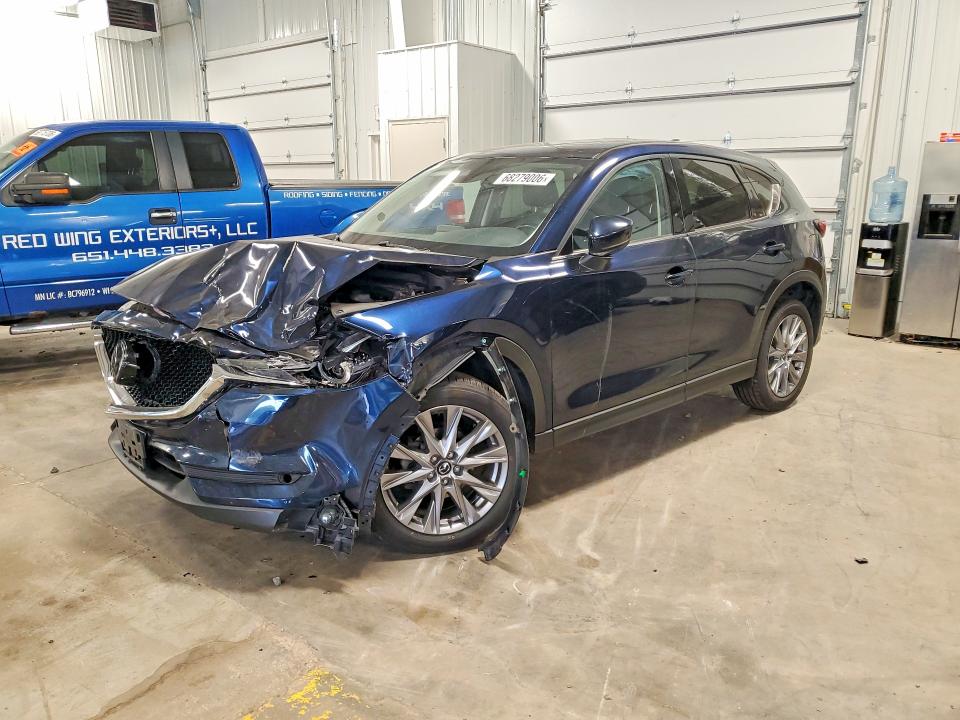 MAZDA CX-5 2020 с VIN JM3KFBDM3L0863127 - Фото с аукциона