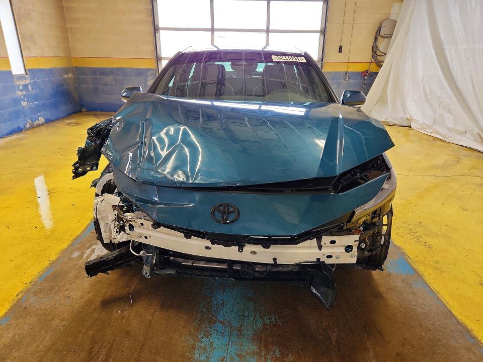 Photo 5 from auction – 2026 TOYOTA CAMRY with VIN 4T1DAACK5TU760550