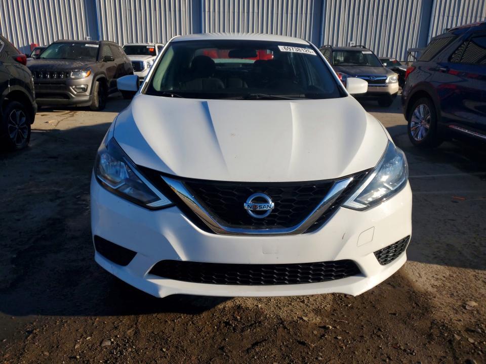 Снимка 5 от търг – 2017 NISSAN SENTRA с VIN 3N1AB7AP9HY275180