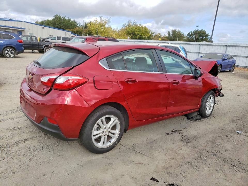 Снимка 3 от търг – 2018 CHEVROLET CRUZE с VIN 3G1BE6SM0JS532395
