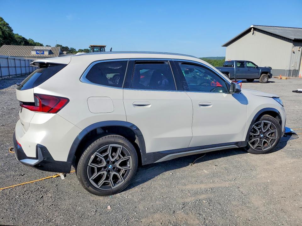 Photo 3 from auction – 2024 BMW X1 with VIN WBX73EF09R5Y72142