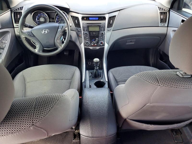 Photo 8 from auction – 2012 HYUNDAI SONATA with VIN 5NPEB4AC3CH495706