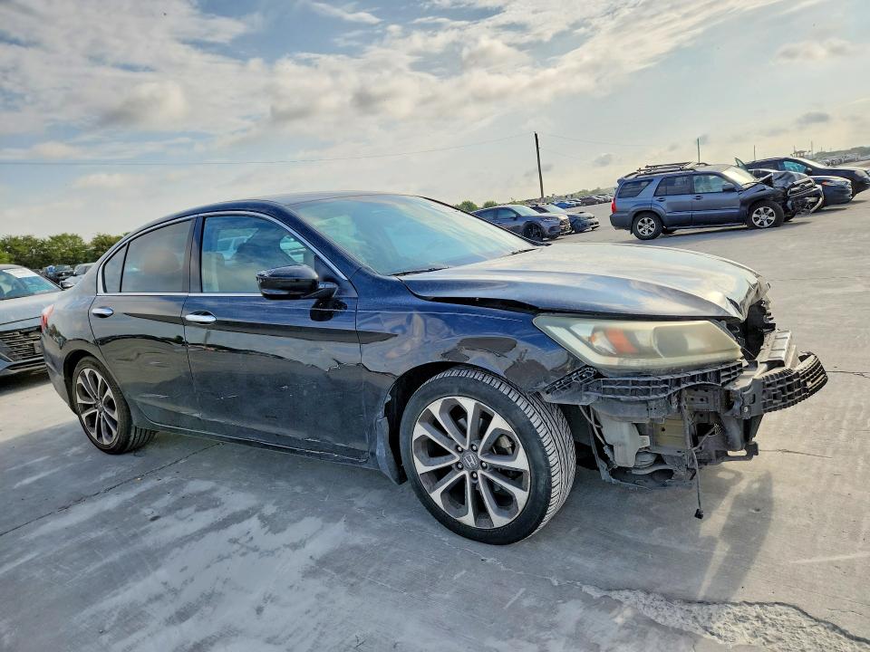 Photo 4 from auction – 2014 HONDA ACCORD with VIN 1HGCR2F54EA284012