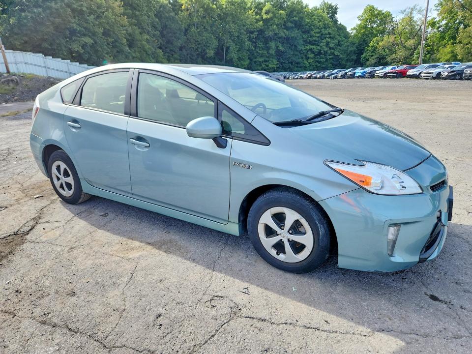Photo 4 from auction – 2015 TOYOTA PRIUS with VIN JTDKN3DU3F1906865