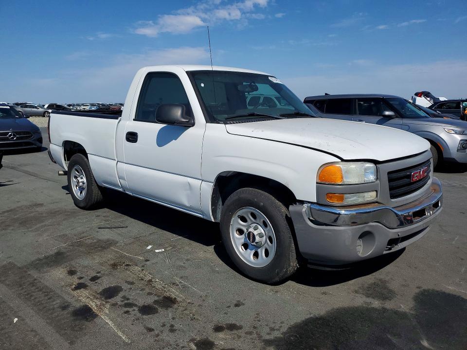 Photo 4 from auction – 2005 GMC NEW SIERRA with VIN 1GTEC14XX5Z309908