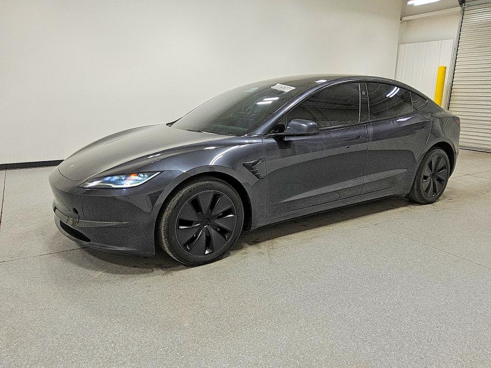 TESLA MODEL 3 2024 с VIN 5YJ3E1EB5RF843687 - Снимка от търг
