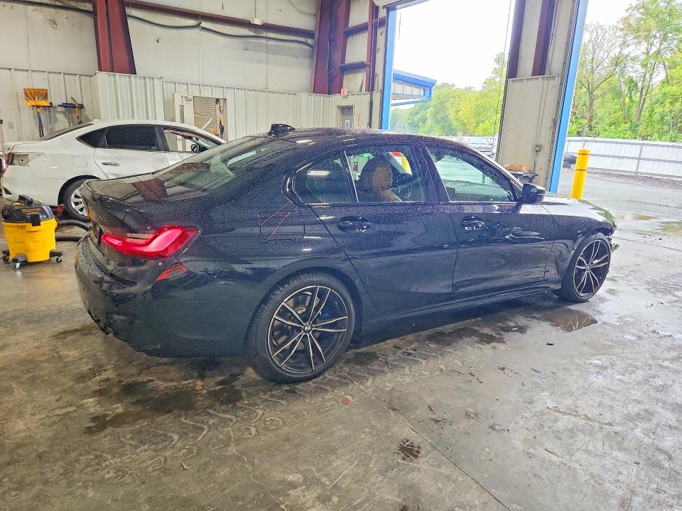 Photo 3 from auction – 2022 BMW M340XI with VIN 3MW5U9J00N8C69803