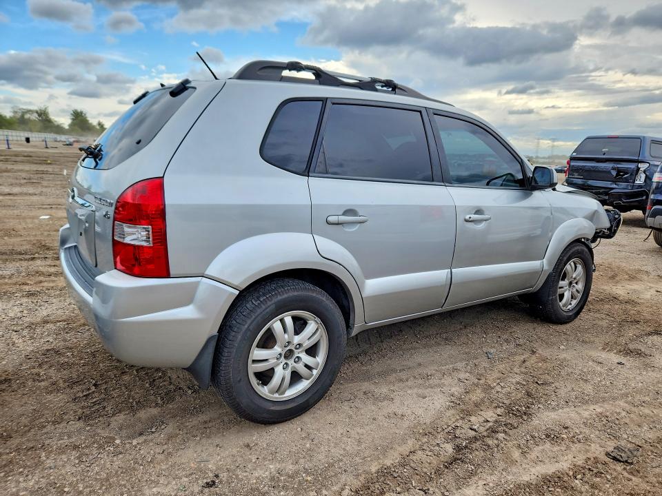 Снимка 3 от търг – 2008 HYUNDAI TUCSON с VIN KM8JN72D08U846188