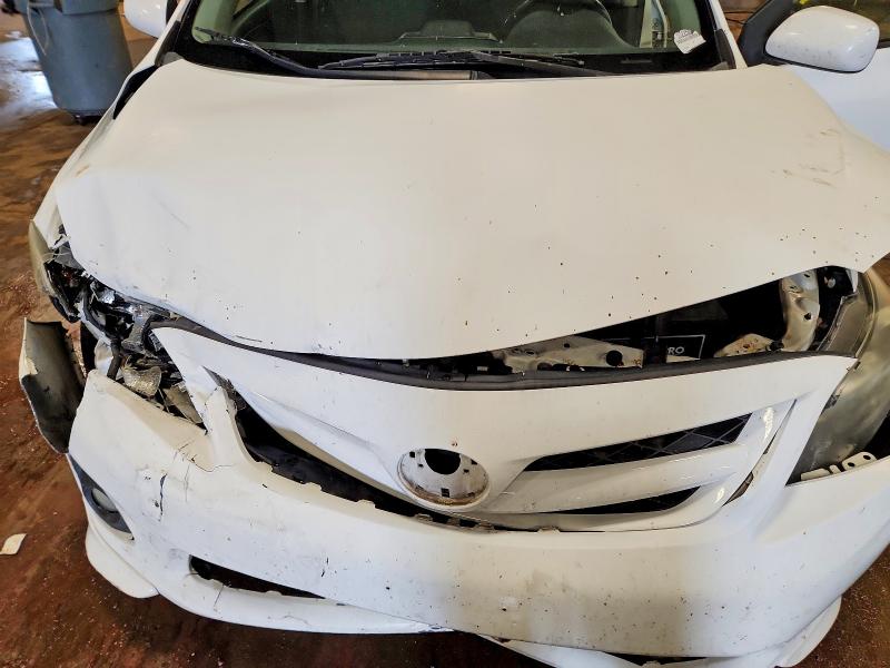 Photo 11 from auction – 2013 TOYOTA COROLLA with VIN 2T1BU4EE7DC926741