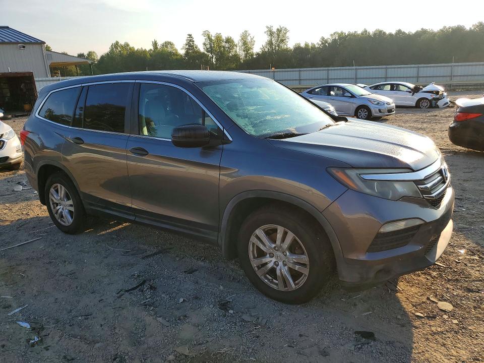 Photo 4 from auction – 2016 HONDA PILOT with VIN 5FNYF5H19GB025101