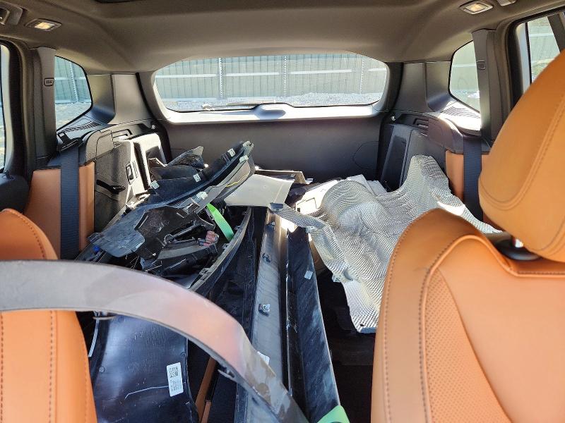 Photo 10 from auction – 2023 BMW X3 with VIN 5UX53DP05P9R90688