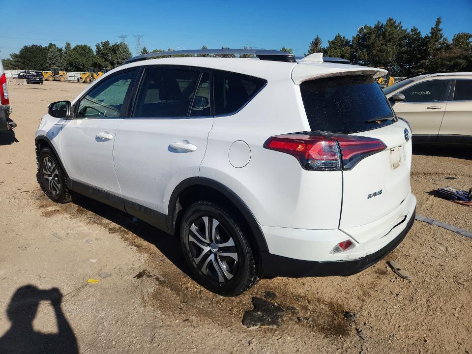 Photo 2 from auction – 2016 TOYOTA RAV4 with VIN 2T3ZFREV5GW303618