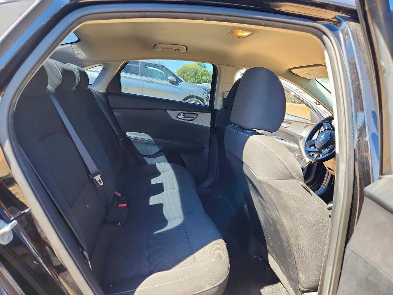 Photo 10 from auction – 2019 KIA FORTE with VIN 3KPF24AD0KE033555