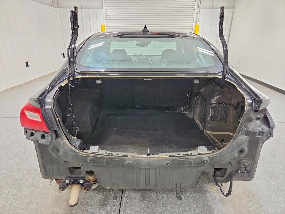 Photo 6 from auction – 2023 CHEVROLET MALIBU with VIN 1G1ZD5ST3PF132377