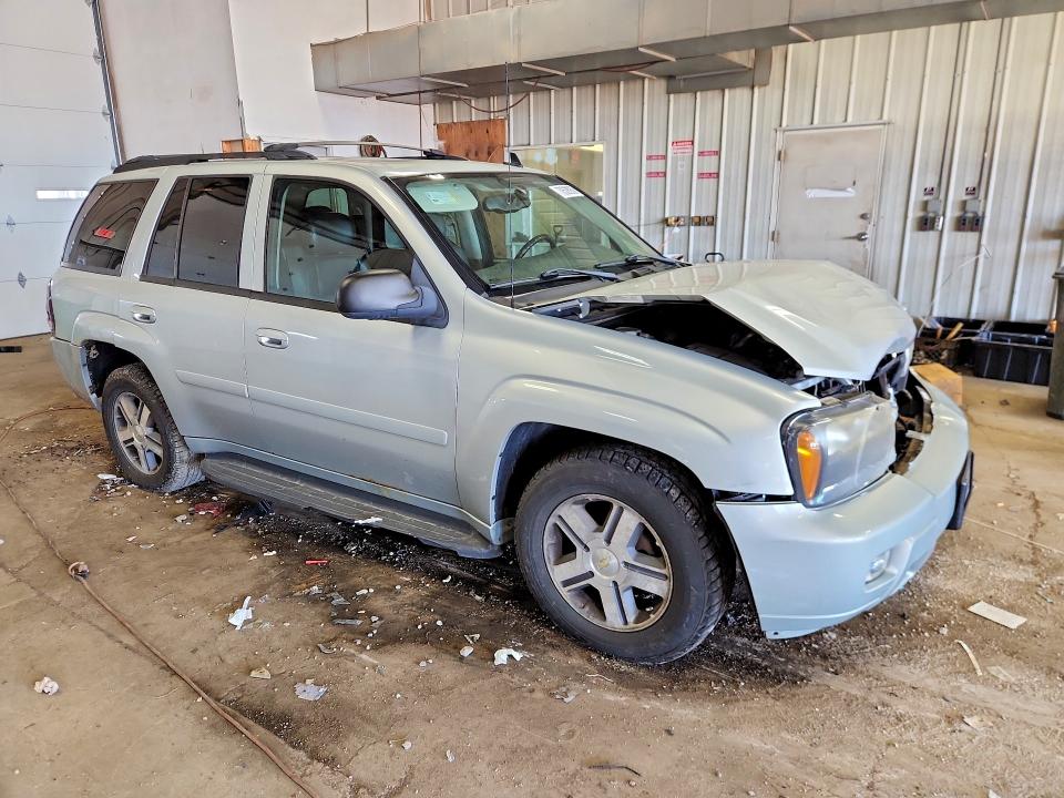 Снимка 4 от търг – 2008 CHEVROLET TRAILBLAZER с VIN 1GNDT13S982247665