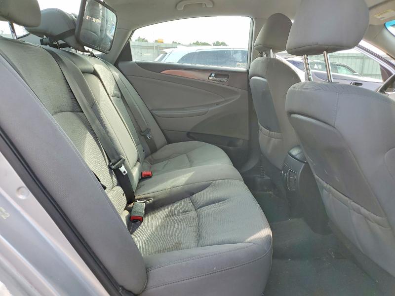 Photo 10 from auction – 2013 HYUNDAI SONATA with VIN KMHEC4A43DA078970