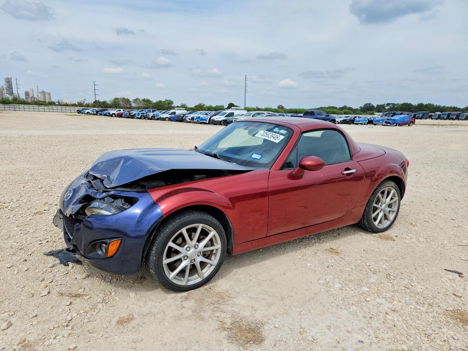 MAZDA MX-5 MIATA 2011 z numerem VIN JM1NC2MF9B0216424 - Zdjęcie z aukcji
