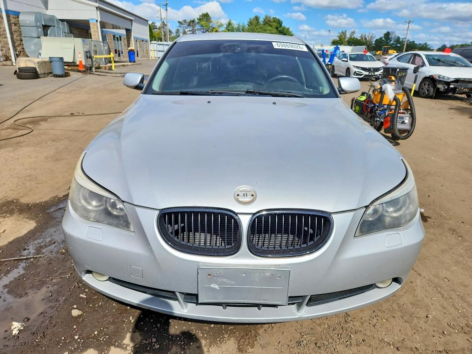 Photo 5 from auction – 2007 BMW 530 with VIN WBANF735X7CU24148