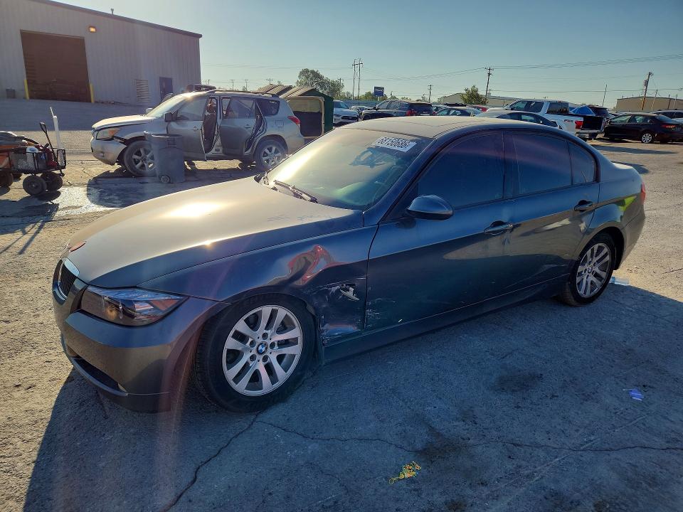 BMW 325 2006 with VIN WBAVB13556KX67902 - Photo from auction