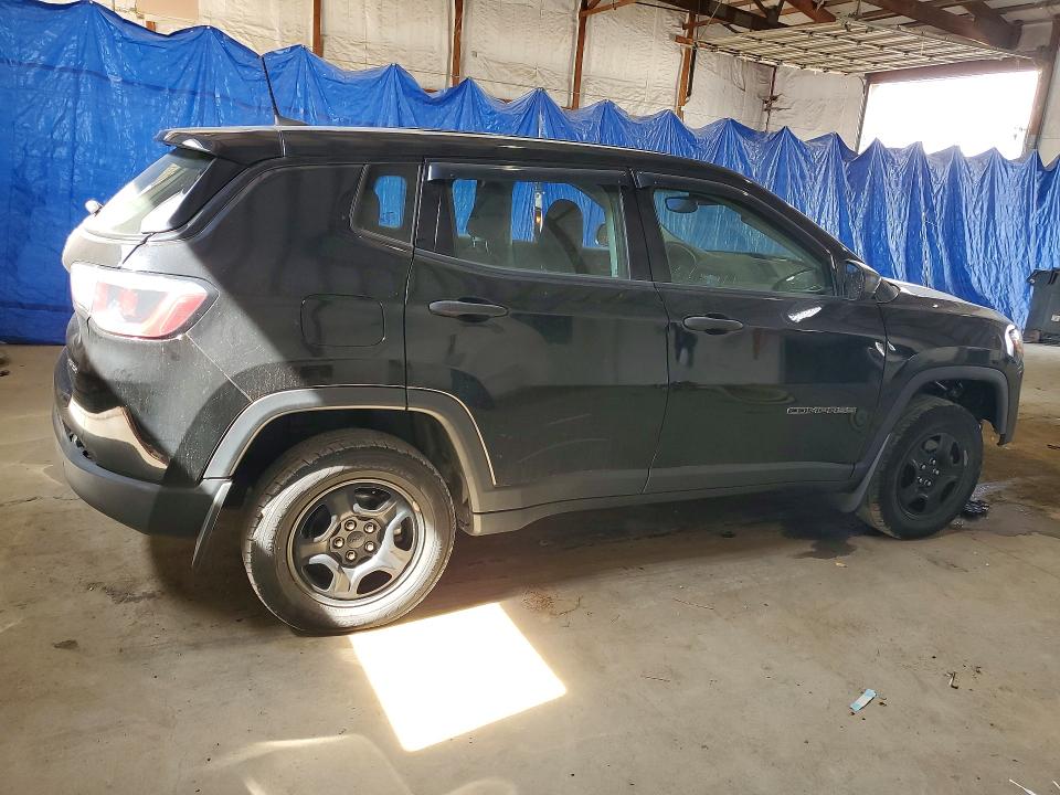 Photo 3 from auction – 2020 JEEP COMPASS with VIN 3C4NJDAB8LT132876