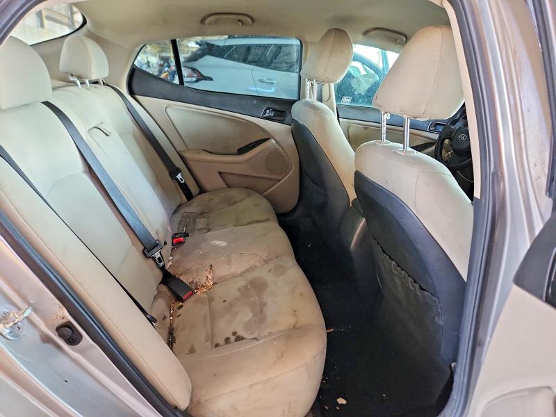 Снимка 10 от търг – 2014 KIA OPTIMA с VIN 5XXGM4A71EG313991