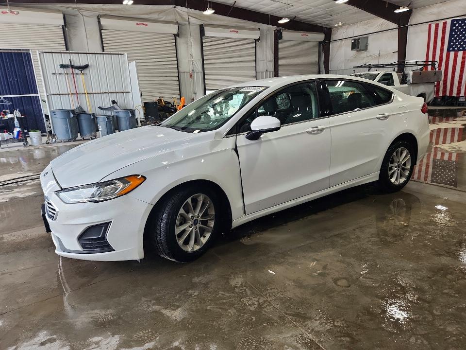 FORD FUSION 2020 with VIN 3FA6P0HD4LR169655 - Photo from auction
