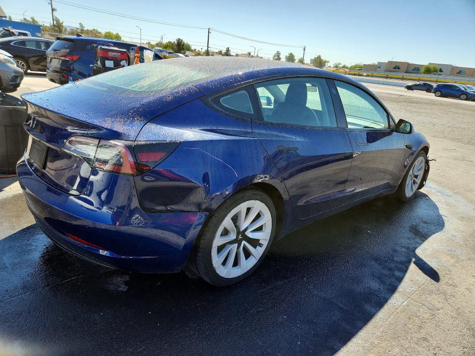 Снимка 3 от търг – 2022 TESLA MODEL 3 с VIN 5YJ3E1EA1NF371067