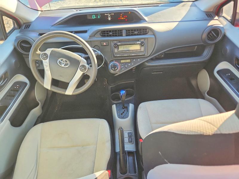 Снимка 8 от търг – 2013 TOYOTA PRIUS C с VIN JTDKDTB30D1541748