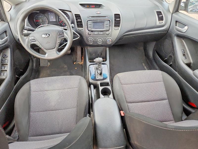 Foto 8 de la subasta – 2018 KIA FORTE con VIN 3KPFK4A73JE271876
