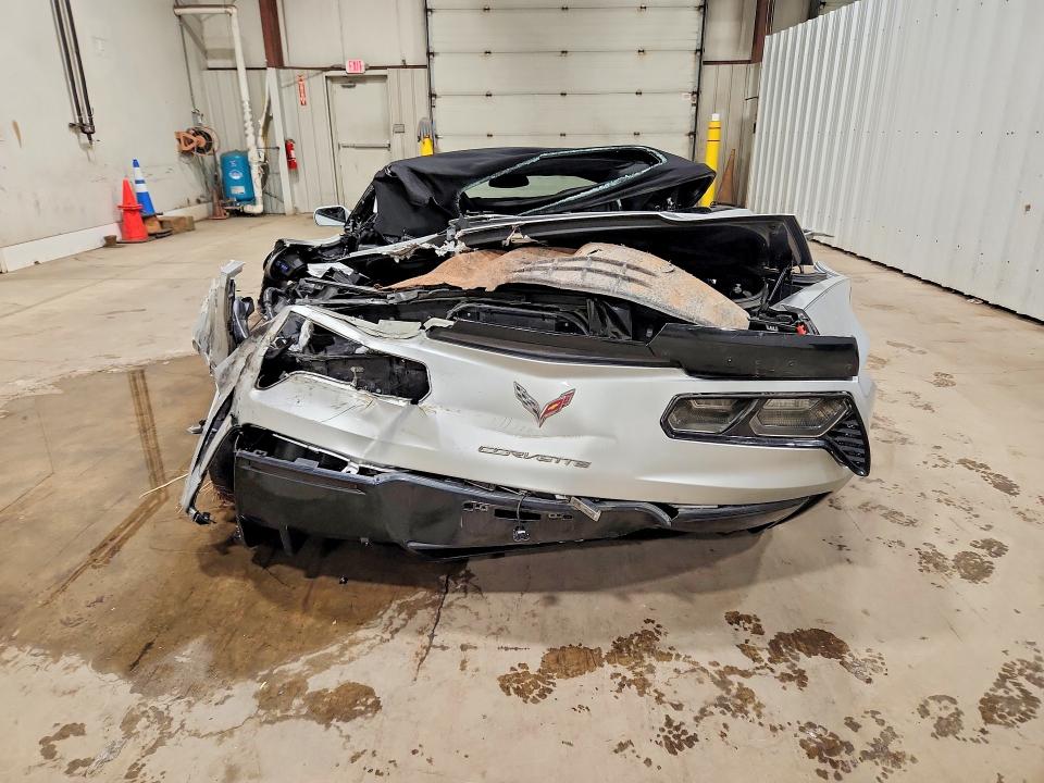 Photo 6 from auction – 2017 CHEVROLET CORVETTE with VIN 1G1YU3D68H5601400
