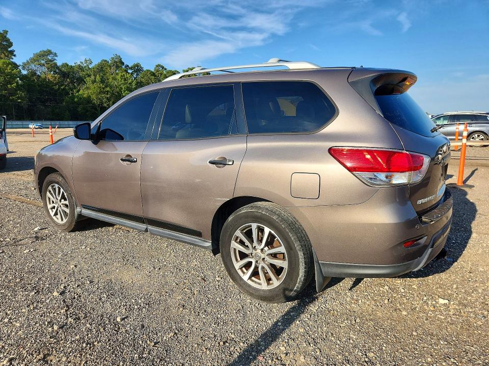 Photo 2 from auction – 2014 NISSAN PATHFINDER with VIN 5N1AR2MNXEC621291