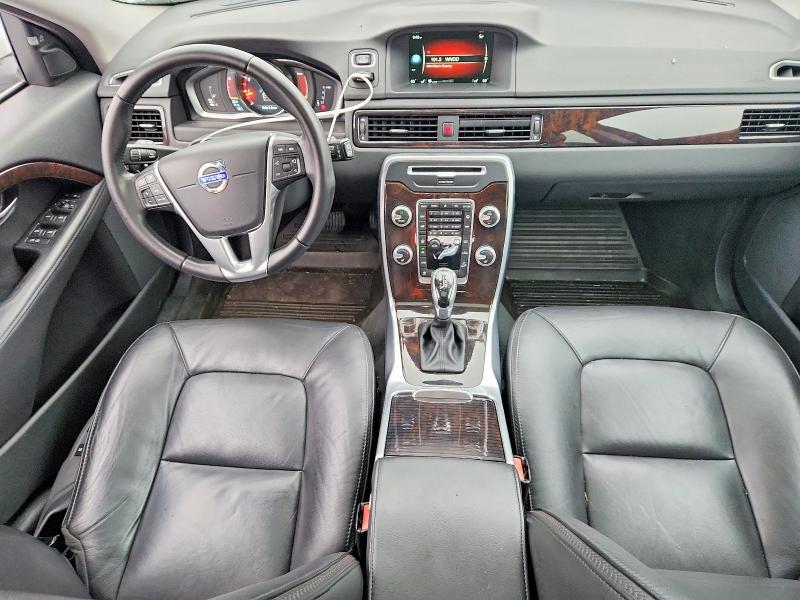 Photo 8 from auction – 2016 VOLVO XC70 with VIN YV4612NM1G1270306