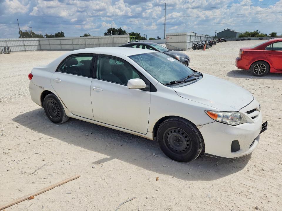 Photo 4 from auction – 2011 TOYOTA COROLLA with VIN 2T1BU4EE7BC605344