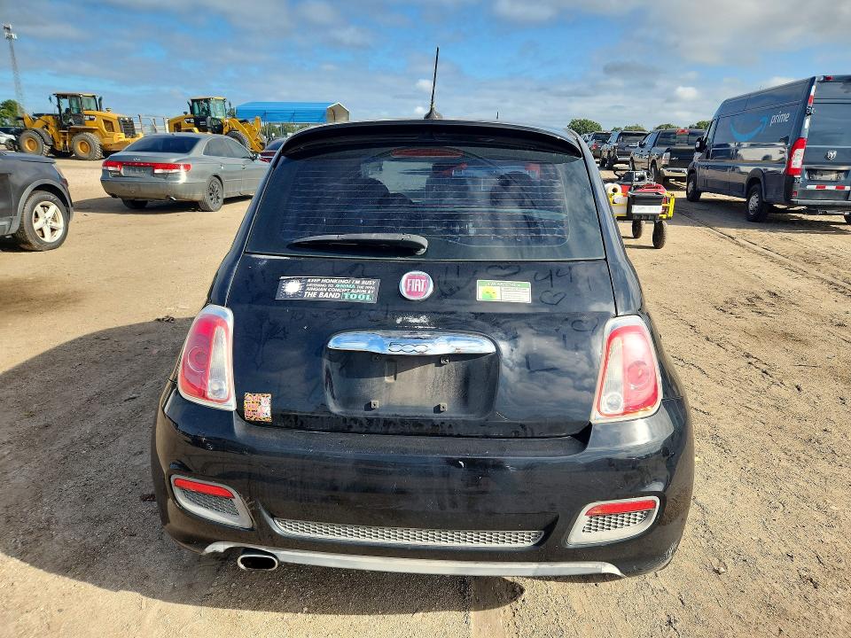 Photo 6 from auction – 2015 FIAT 500 with VIN 3C3CFFBR8FT562268