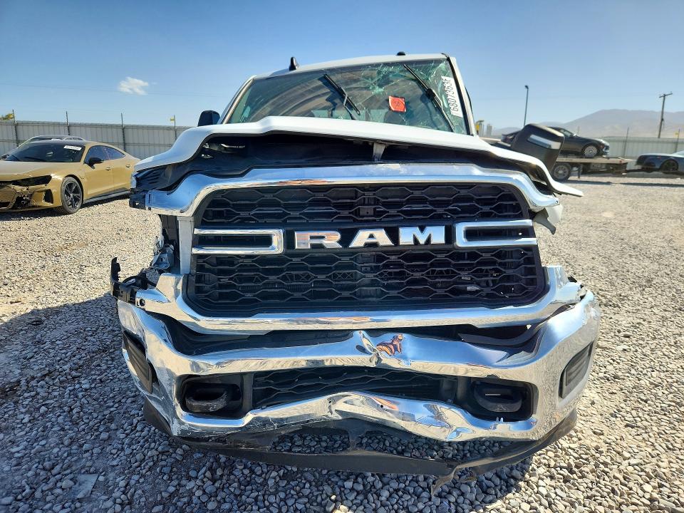 Photo 5 from auction – 2024 RAM 3500 with VIN 3C63R3GL1RG248164