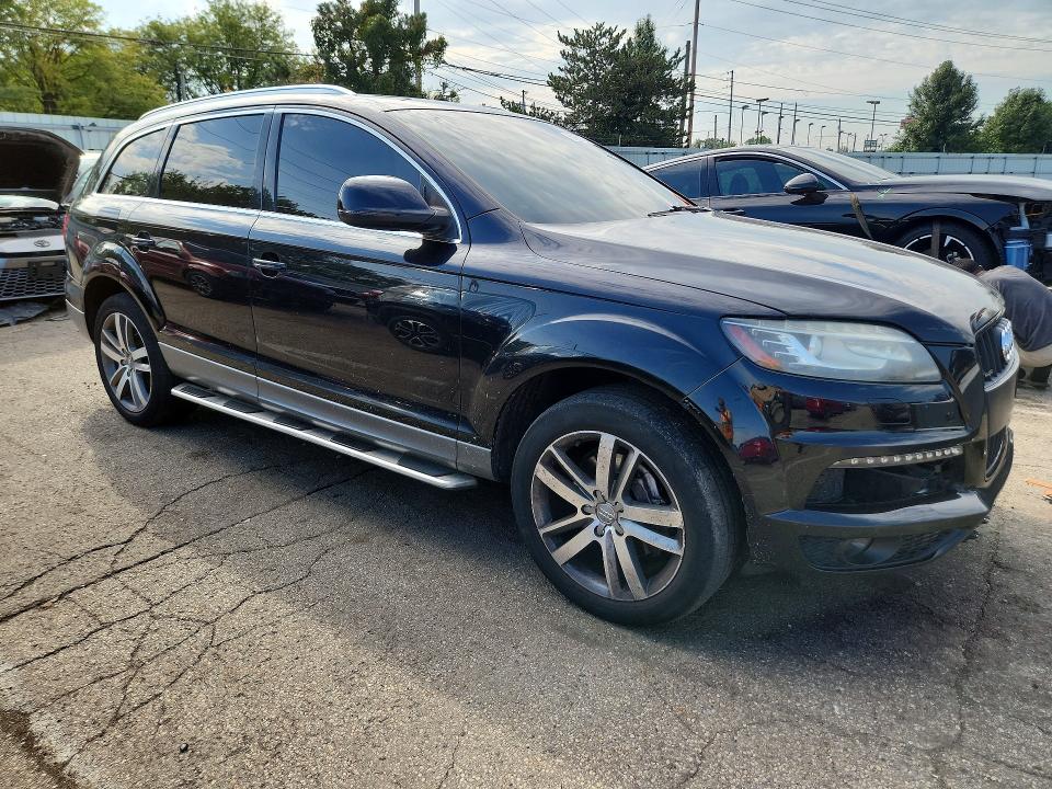 Zdjęcie 4 z aukcji – 2012 AUDI Q7 z VIN WA1LGAFE3CD005539