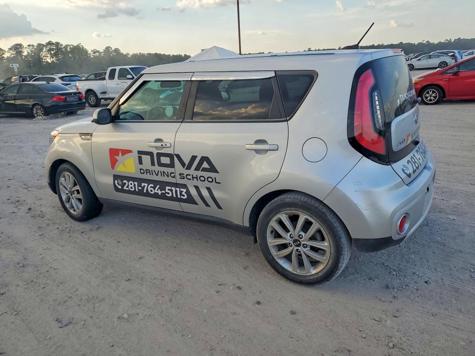 Photo 2 from auction – 2017 KIA SOUL with VIN KNDJP3A59H7424341