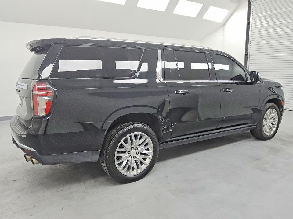 Photo 3 from auction – 2023 CHEVROLET SUBURBAN with VIN 1GNSKFKL2PR329468