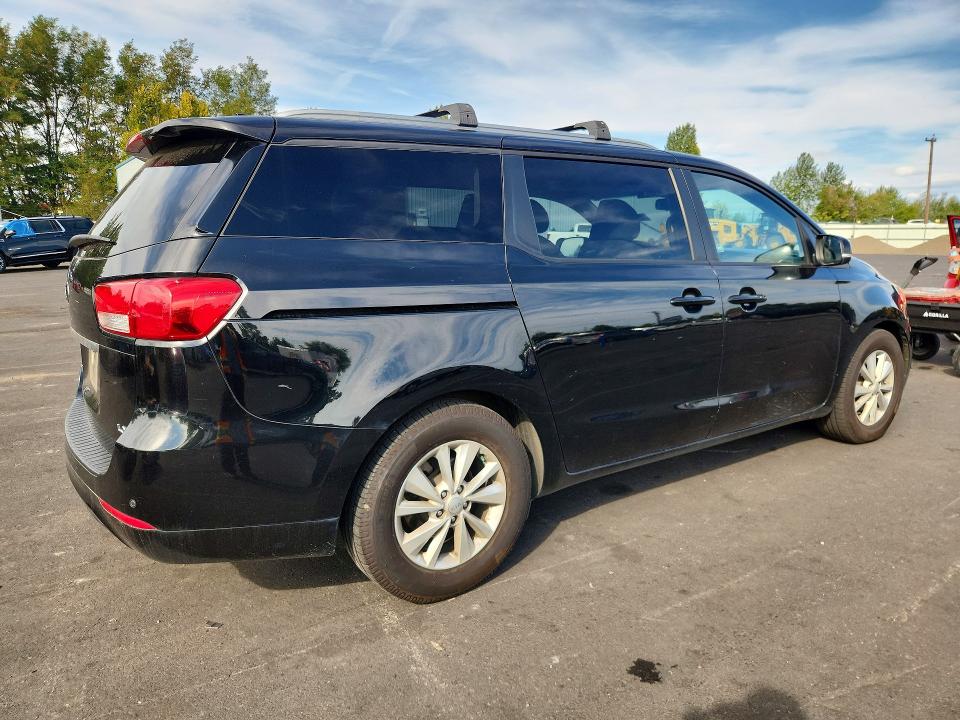 Photo 3 from auction – 2016 KIA SEDONA with VIN KNDMB5C19G6095503