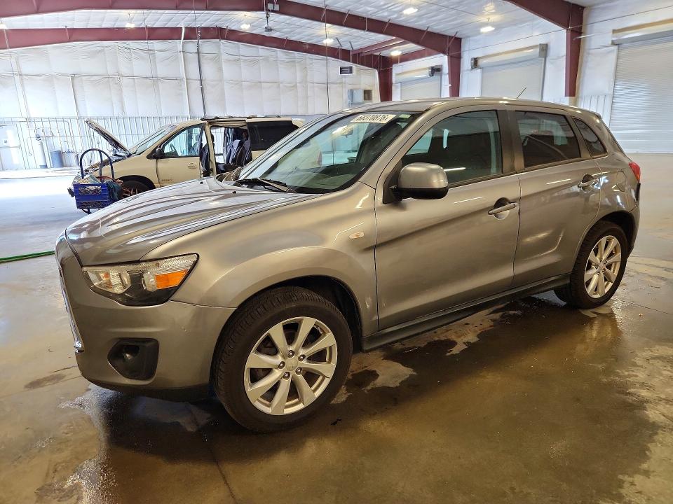 Снимка 1 от търг – 2015 MITSUBISHI OUTLANDER SPORT с VIN 4A4AR3AU3FE055351