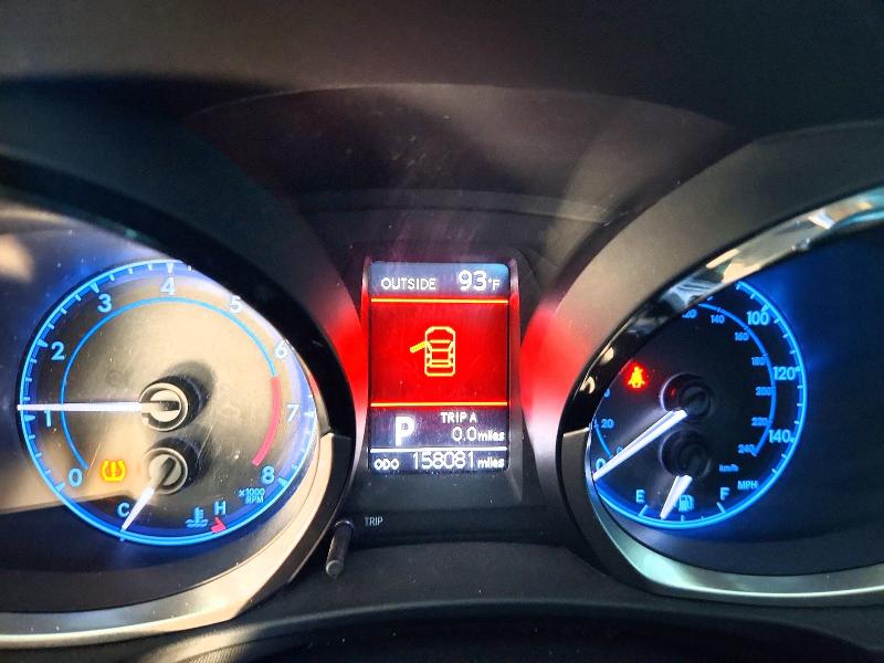 Photo 9 from auction – 2015 TOYOTA COROLLA with VIN 2T1BURHE6FC384074