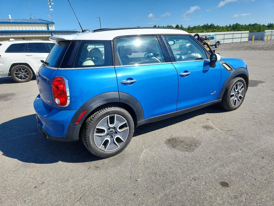 Photo 3 from auction – 2012 MINI COOPER with VIN WMWZC5C59CWL63446