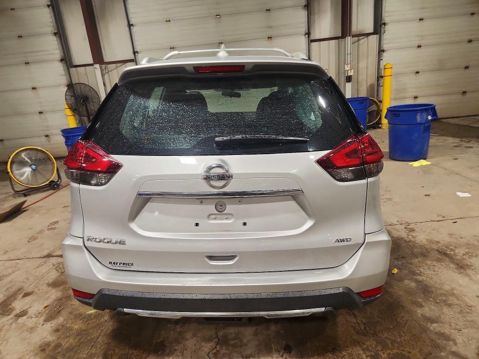 Photo 6 from auction – 2018 NISSAN ROGUE with VIN 5N1AT2MV3JC749352