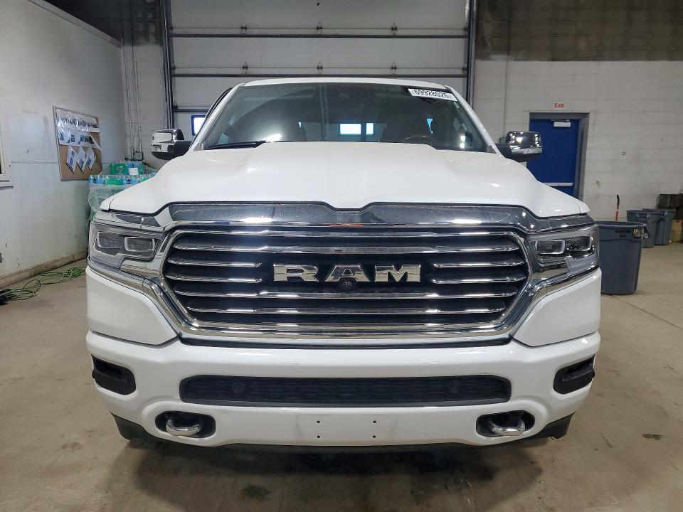 Снимка 5 от търг – 2021 RAM 1500 с VIN 1C6SRFKT1MN657446