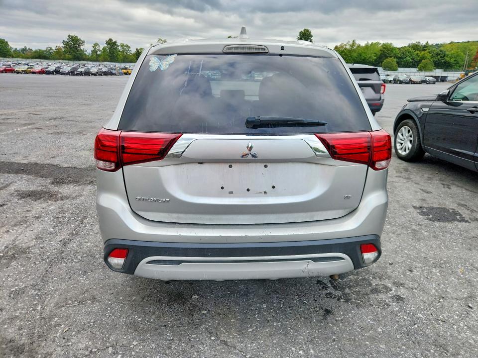 Снимка 6 от търг – 2020 MITSUBISHI OUTLANDER с VIN JA4AD3A32LZ044076